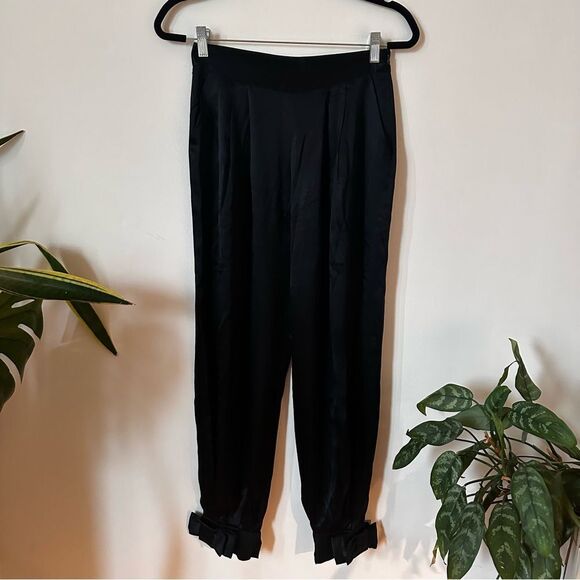 Thread Social Black Silk Pants Bow Detail Size 2 - Picture 1 of 7